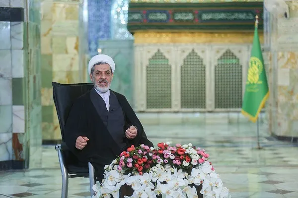 هم‌نشینی با فقرا درمان‌کننده بیماری غفلت است