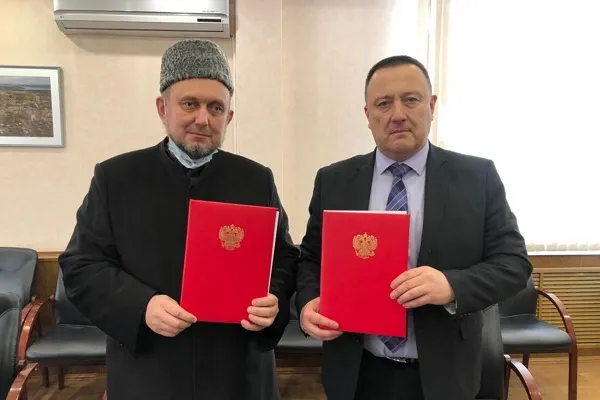 Уральские мусульмане подписали Соглашение о сотрудничестве с администрацией г. Карпинск