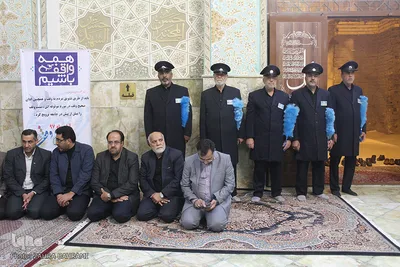 غبارروبی آستان مقدس امامزاده محمد‌عابد(ع) اراک/عکاس:زهرا بهرامی