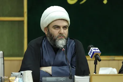 حجت‌الاسلام قمی، رئیس سازمان اوقاف و امور خیریه