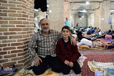 مراسم معنوی اعتکاف در مسجد جامع بازار تهران