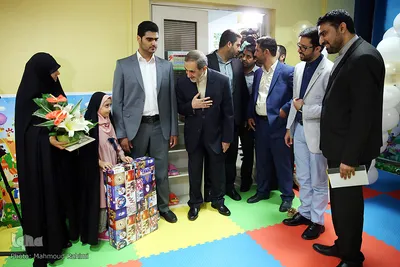 نشست خبری دکتر علی اکبر ولایتی رئیس هیات موسس دانشگاه آزاد اسلامی