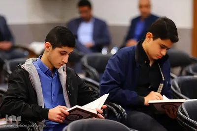 اولین جلسه تفسیر قرآن مدیران ادارات و سازمان‌های شهرستان تبریز