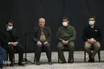 Ebrahim Raisi trifft Familien der Märtyrer in Qom