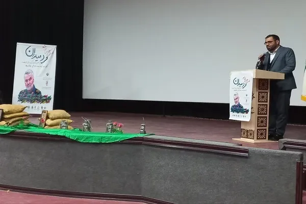 شعرا با هنر خود آرمان‌های انقلاب را به گوش جهانیان برسانند