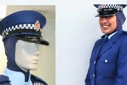 La police néo-zélandaise présente le hijab à son uniforme officiel