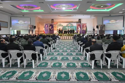 اجلاسیه نماز و تجلیل از فعالان نماز در دستگاه‌های اجرایی سمنان‎