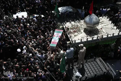 مراسم تشییع پیکر مطهر شهید مدافع حرم «جواد الله‌کرم» در محله مهرآباد جنوبی