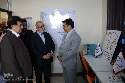 بازدید حسام الدین آشنا، مشاور رییس جمهور از پارک علوم، فناوری نرم و صنایع فرهنگی جهاددانشگاهی