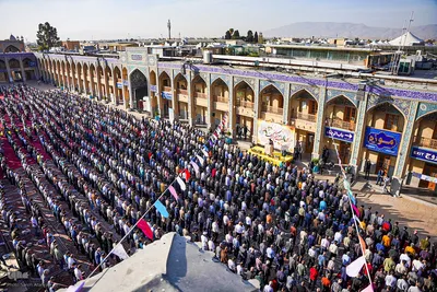 نماز عید فطر در حرم شاهچراغ (ع)