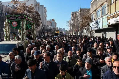 تشییع شهدای گمنام در اراک‎