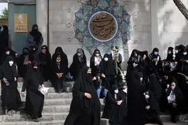 مراسم تشییع پیکر آیت الله سید عبدالله فاطمی‌نیا(ره) در مسجد دانشگاه تهران