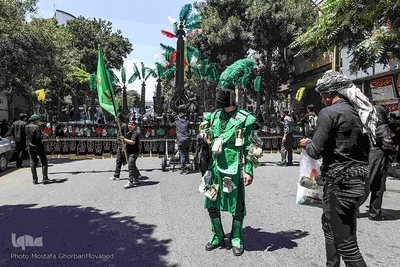 آیین نمادین حرکت کاروان حسینی و شبیه‌خوانی عاشورای حسینی در اهر