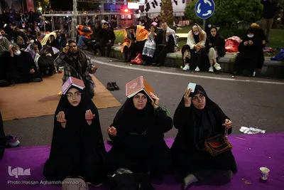 مراسم احیای شب ۲۳ ماه مبارک رمضان در مسجد امام صادق (ع) میدان فلسطین
