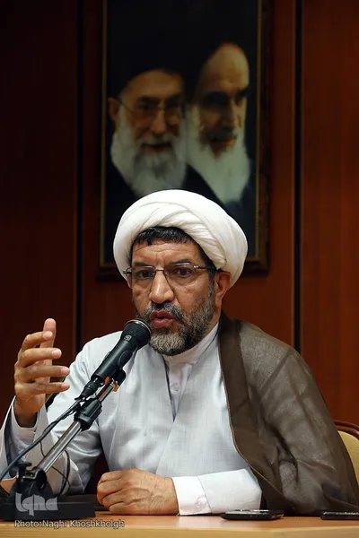 حجت الاسلام و المسلمین پارسانیا