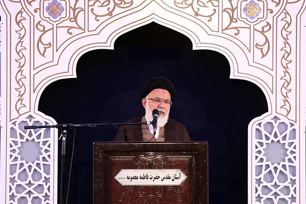 جدایی از امام معصوم، انسان را به ضلالت می‌کشاند