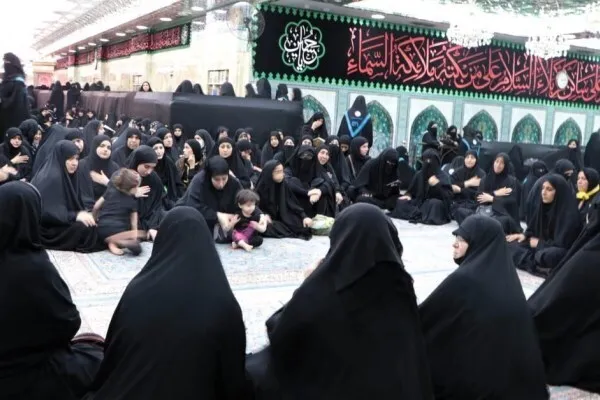 Program Al-Quran khas wanita di makam Imam Husain (as)