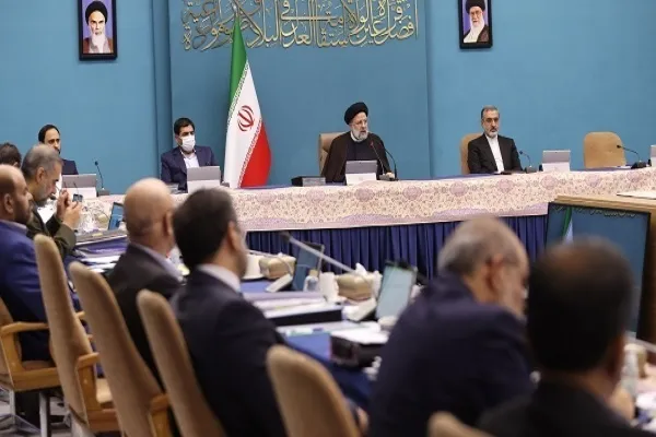 په قانع کونکو فصیحو خبرو سره په ولس کې امیدرامینځةکول د حکومتی اورګانونو اصلی دنده ده