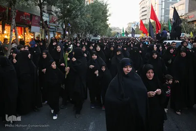 تشییع پیکر مطهر ۹ شهید دفاع مقدس و ۲ شهید مدافع حرم / مشهد