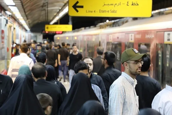 خدمات متروی تهران در مراسم تشییع پیکر شهدای گمنام