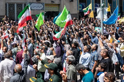 راهپیمایی مردم کرج علیه تهاجم رژیم صهیونیستی به ایران‎