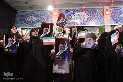 تجمع حماسی بانوان قزوینی در سوگ رهبر شهید