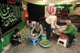 سفره افطاری هیئت حضرت ابوالفضل(ع) بلوار ابوذر تهران