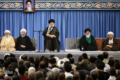 دیدار مسئولان نظام و سفرای کشورهای اسلامی با رهبر انقلاب