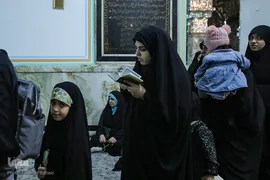 مراسم غبارروبی حرم حضرت عبدالعظیم در ایام شهادت حضرت زهرا (س)