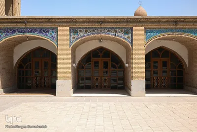 مسجد رحیم خان اصفهان؛ نگین فیروزه‌ای دوره قاجار