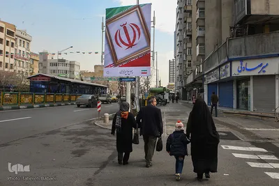 شهر به استقبال سالروز انقلاب
