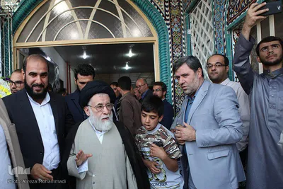 آیت‌الله سیدعلی شفیعی نماینده مردم خوزستان در مجلس خبرگان رهبری 
جمال عالمی نیسی معاون استاندار خوزستان 