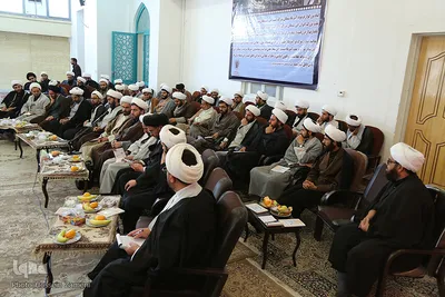 نشست مشترک روحانیون چهارمحال بختیاری با حضور نماینده ولی فقیه شهرکرد