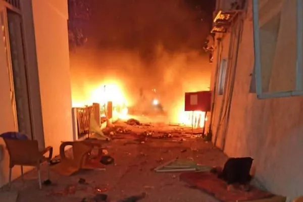 Gazze’deki hastanenin bombalamasında şehit olan Filistinlilerin sayısı artıyor