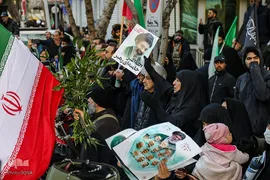 تشییع پیکر فرماندهان شهیددر معراج شهدا