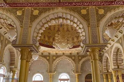 مسجد مسالک الجنان (مسیری به سوی بهشت) بزرگترین مسجد غرب آفریقا در داکار، پایتخت سنگال