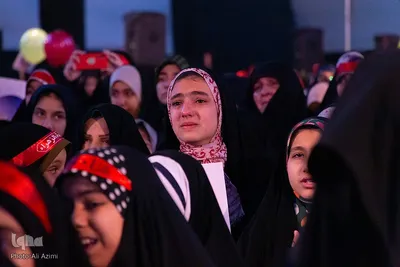 اجتماع بزرگ دختران حاج قاسم در اصفهان