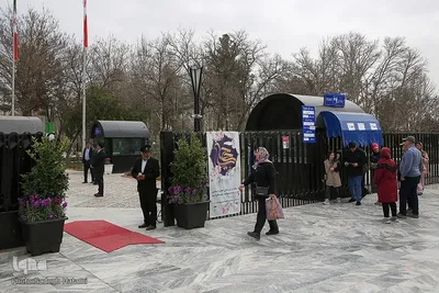 مسافران نوروزی در آرامگاه فردوسی مشهد
