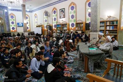 جلسات تفسیر قرآن در حرم رضوی