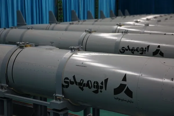 الحاق موشک کروز دریایی برد بلند «ابومهدی» به ناوگان ارتش و سپاه