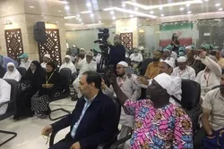Mahujaji wa kigeni wahudhuria mahafali ya Qur’ani ilizoandaliwa na Iran mjini Makka