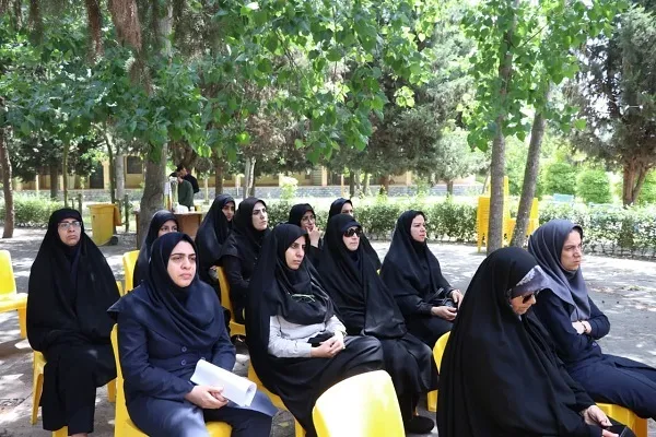آیین گرامی‌داشت مقام والای شهدای خدمت در جوار بارگاه شهدای گمنام دانشگاه مازندران