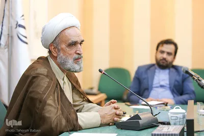 حجت الاسلام والمسلمین محمدعلی خسروی در نشست هم اندیشی «اربعین تجلی‌گاه آموزه‌های قرآن»