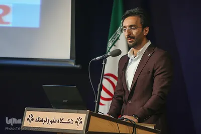 آئین رونمایی از ۱۰ طرح و محصول فناورانه جهاددانشگاهی در دانشگاه علم و فرهنگ