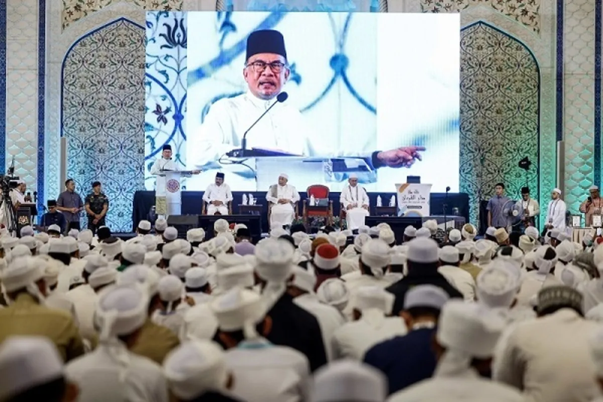 Malaysia’s PM Urges Quran Memorizers to Promote Message of Islam