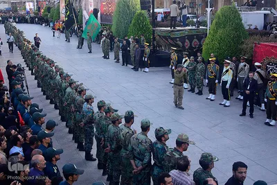 مراسم تشییع پیکر مطهر شهید حججی درمیدان امام خمینی(ره) اصفهان