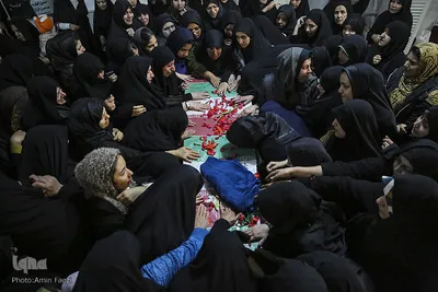 مراسم وداع با شهید گمنام در شیراز