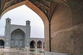 باران بهاری در مسجد تاریخی وکیل شیراز‎‎