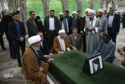 تجدید میثاق مهمانان سی و سومین کنفراس وحدت اسلامی با آرمان های امام