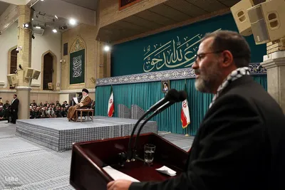 دیدار هزاران نفر از بسیجیان با رهبر انقلاب